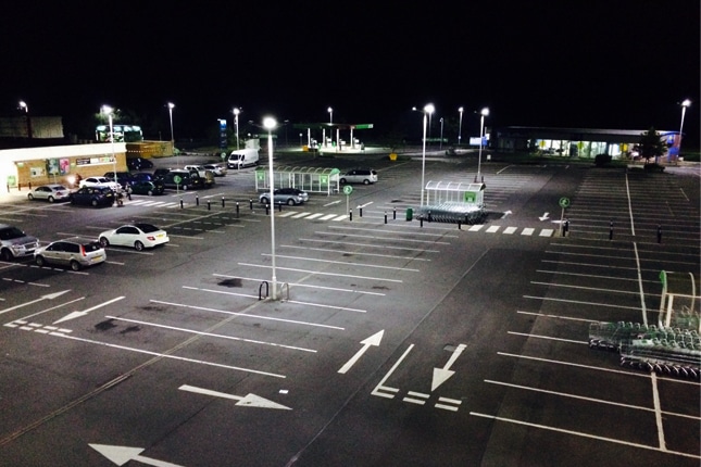 parking lot light for a parking lot in the united kingdom