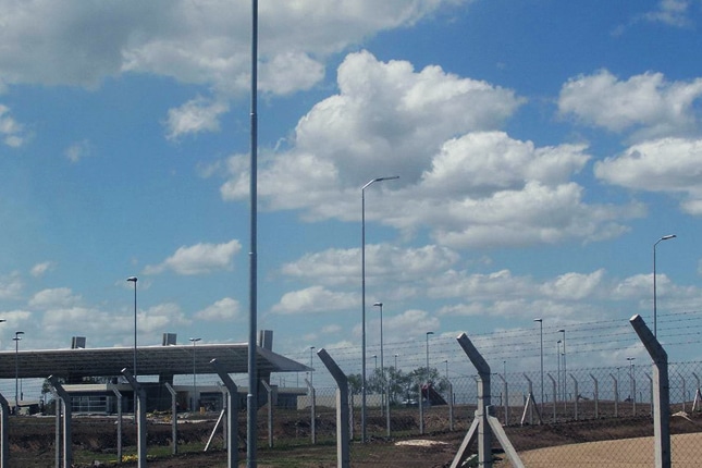 LED area light for a farm in Uruguay-2