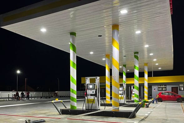 Canopy LED Lights For Gas Station Lighting In Ghana-2