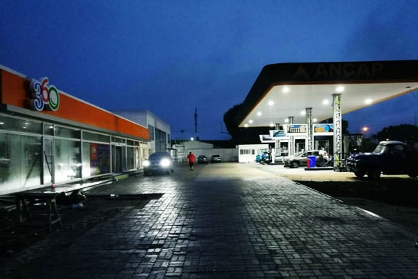 LED Canopy Lights For Gas Station In Uruguay-2