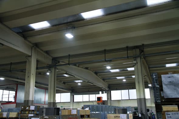 Warehouse Light For Factory Lighting In Italy-3