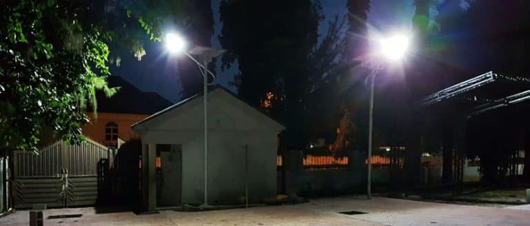 The Use Environment of Different Solar Power Street Lights