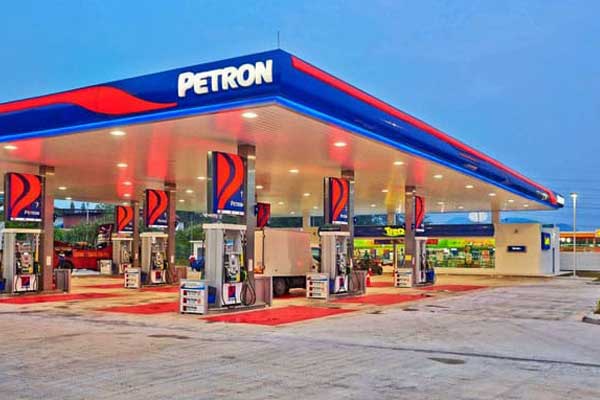 Key Factors in LED Gas Station Lighting Projects